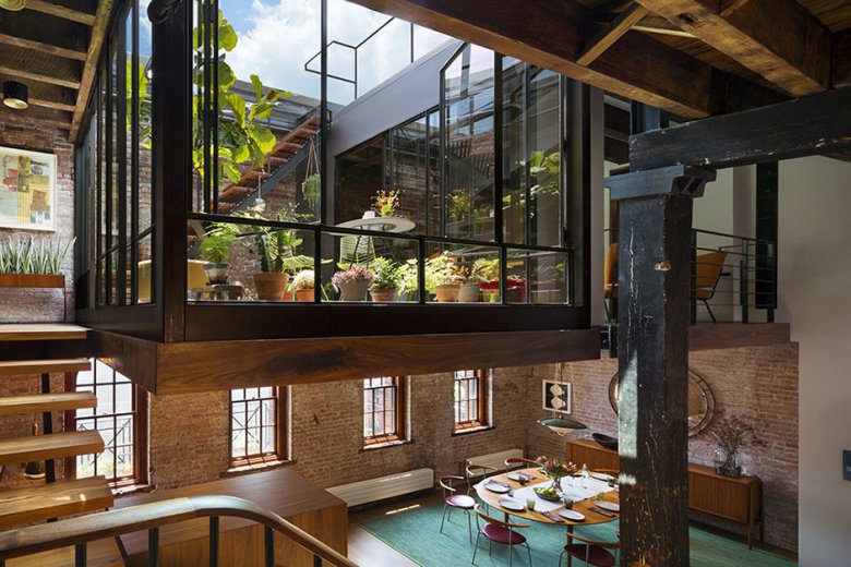old_tribeca_soap_factory_transformed_into_beautiful_home_by_architect_andrew_franz_2.jpg