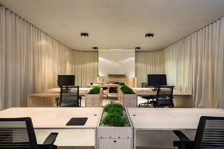 dekleva_gregoric_architects_uses_curtains_to_create_rooms_in_this_office_design_6.jpg