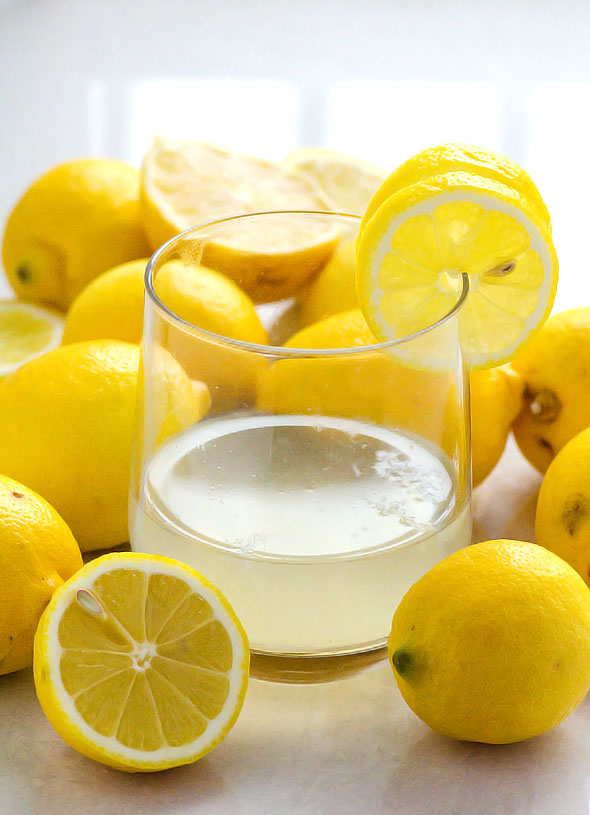main_how_to_make_lemon_water.jpg