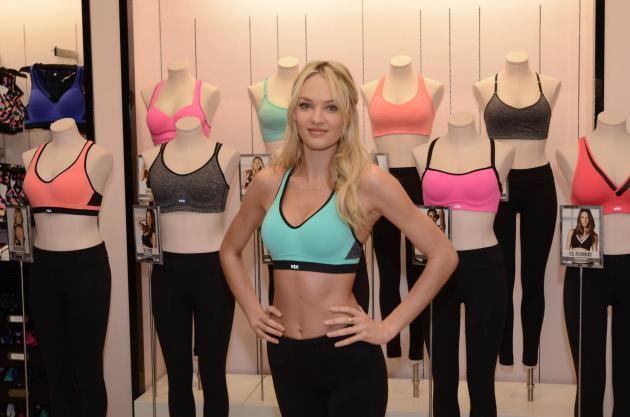 candice_swanepoel_sports_bra_oct_10.jpg