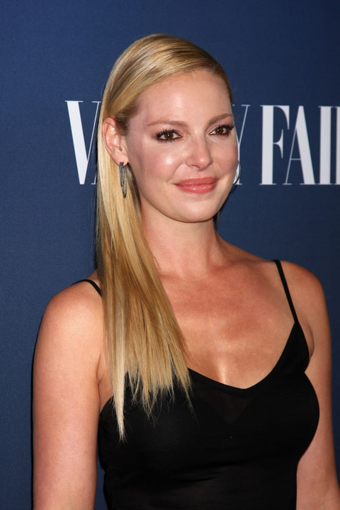 gallery_main_Katherine_Heigl_Laugh_Face_003.jpg