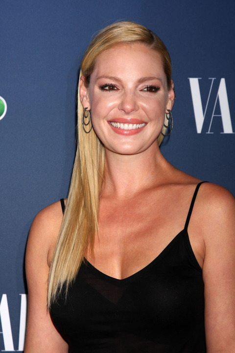 gallery_main_Katherine_Heigl_Laugh_Face_009.jpg