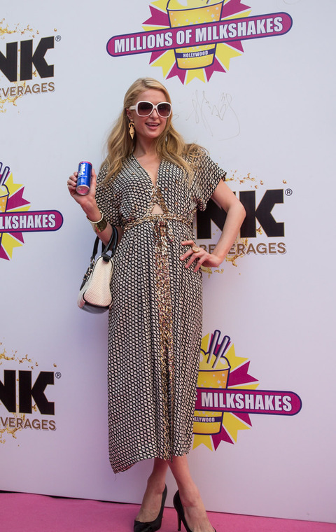 gallery_main_Paris_Hilton_Milkshake_Megastar_08.jpg