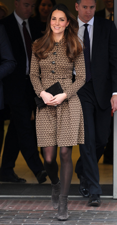 gallery_main_princess_kate_same_outfit_02.jpg