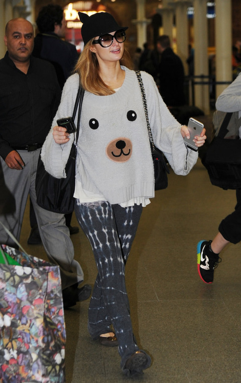 gallery_main_Paris_Hilton_Pedobear_08.jpg