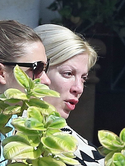 gallery_main_tori_spelling_crying_03.jpg