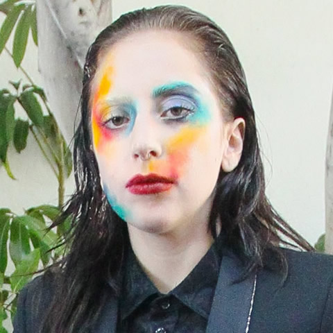 Lady_Gaga_Painted_Face1.jpg