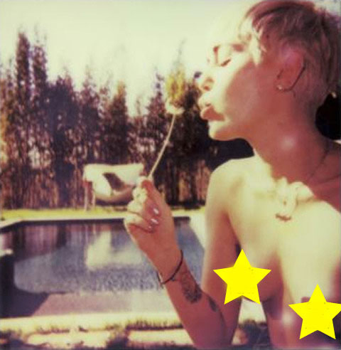 gallery_main_Miley_V_Magazine_Pics_01.jpg
