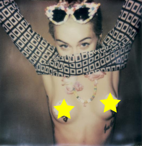 gallery_main_Miley_V_Magazine_Pics_07.jpg