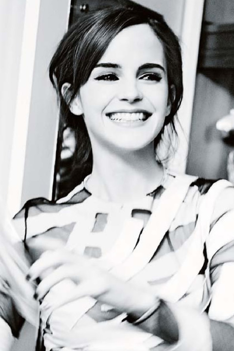 gallery_main_Emma_Watson_Sunday_Style_05.jpg