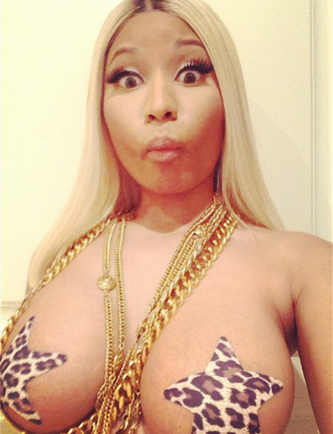 gallery_main_nicki_minaj_topless_pasties_03.jpg