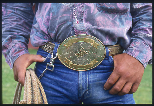 cowboy_belt_buckle.jpg