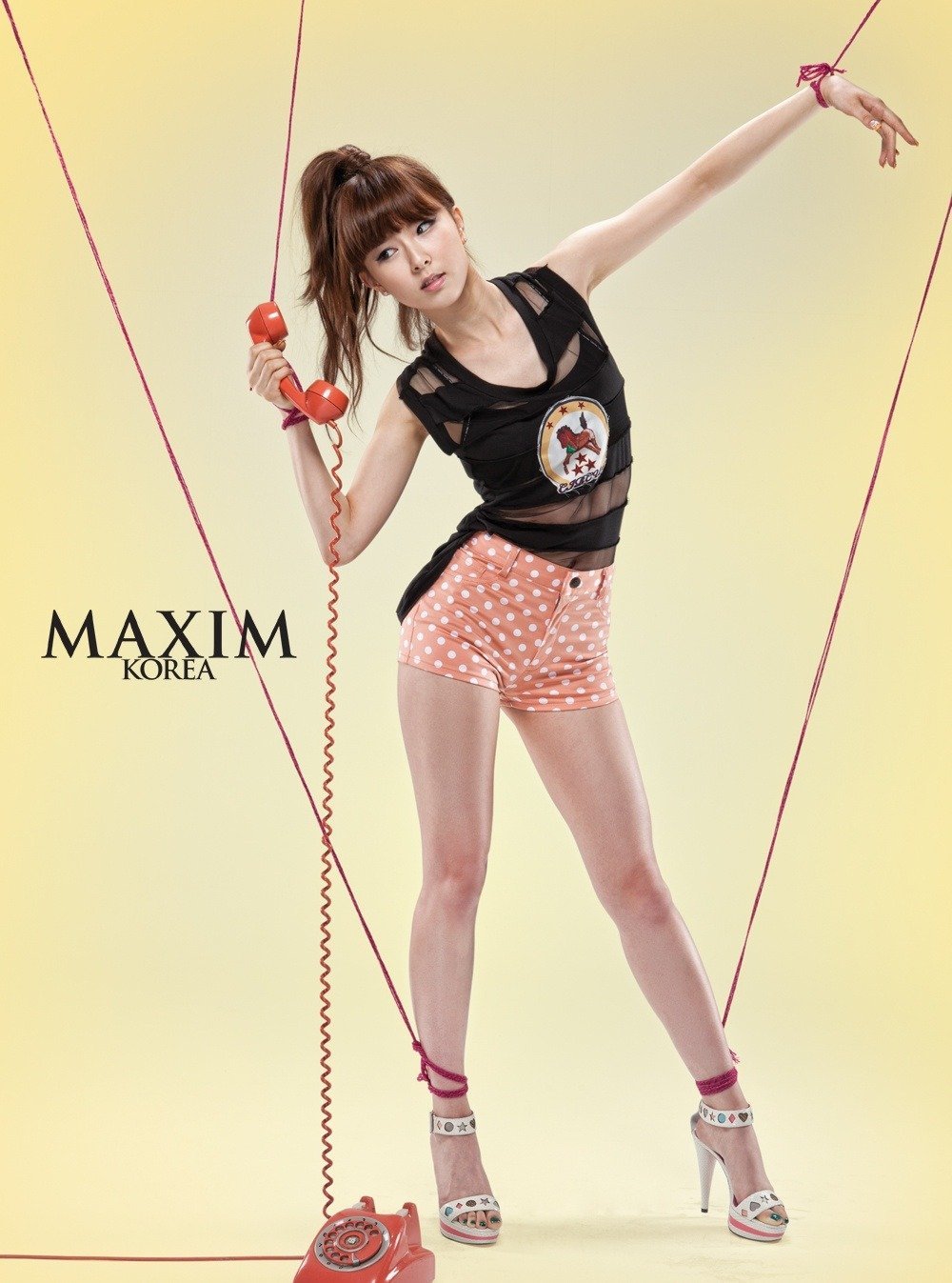 Here Are All The K-Pop Idols Who Modeled For Maxim :: FOOYOH